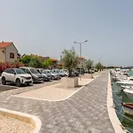 Luma - House By The Sea * Sukošan