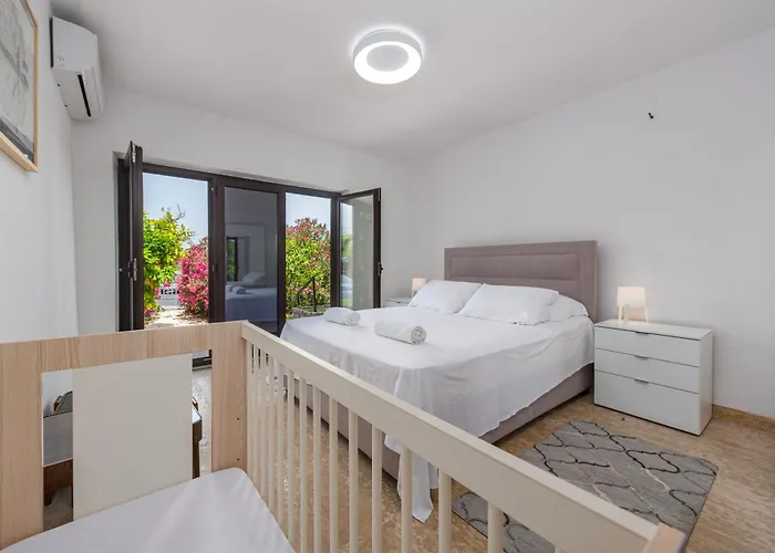 Luma - House By The Sea Villa Sukošan