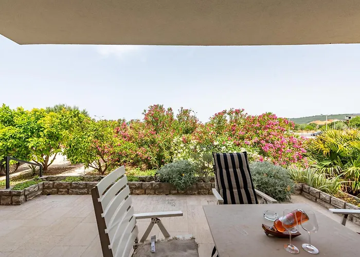 Villa Luma - House By The Sea *