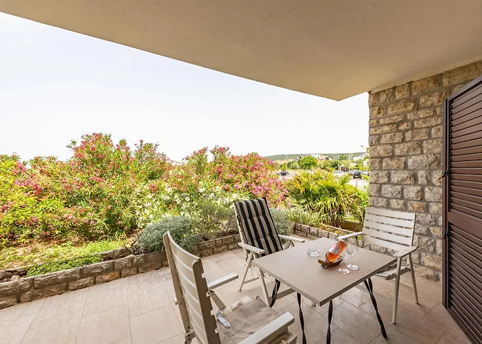 Villa Luma - House By The Sea