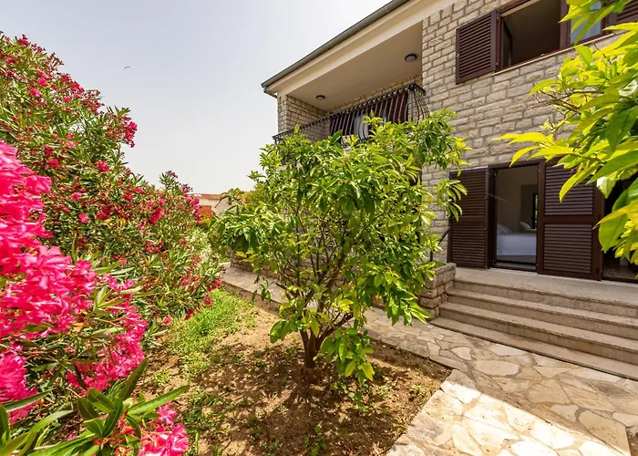 Luma - House By The Sea Villa Sukošan